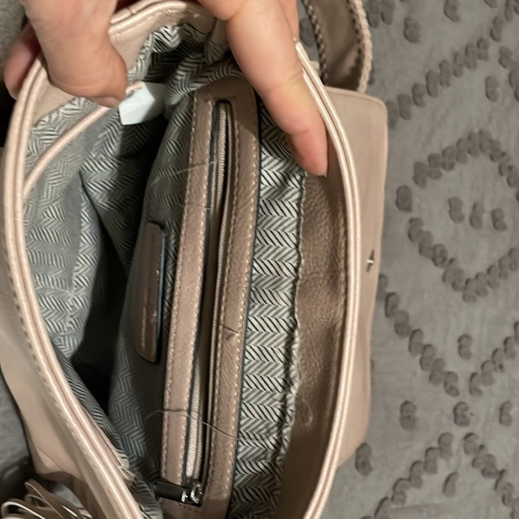 Steve Madden Crossbody Bag w/Woven Detail - Picture 5 of 8